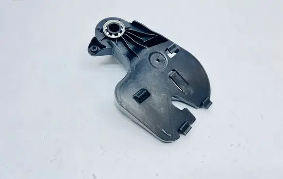 Porsche Macan (95B) Engine bonnet (hood) release handle 8R2823633