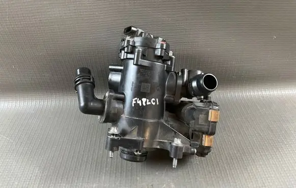 BMW X1 E84 Thermostat housing 0631943 6PY01279401
