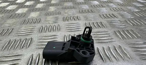 Audi A3 S3 8V Air pressure sensor 04C906051