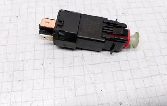 Opel Meriva A Brake pedal sensor switch 13118574 90460325