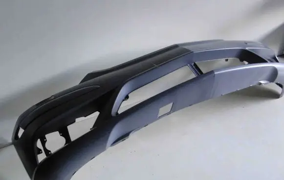 Mercedes-Benz R W251 Front bumper