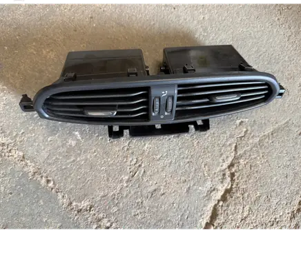 Fiat Tipo Dash center air vent grill 07356016100