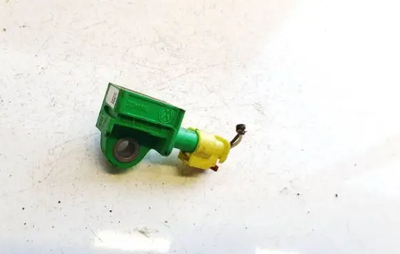 Volkswagen Golf VI Airbag deployment crash/impact sensor 5k0959351 5wk44000
