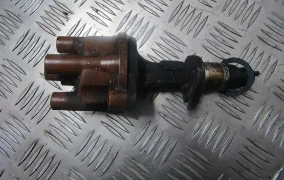 Renault Twingo I Spark distributor H7700726732
