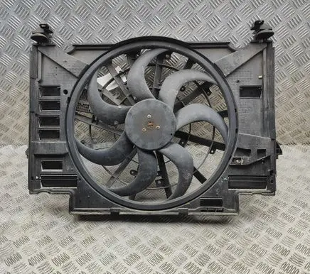 Jaguar XE Radiator cooling fan shroud GX738C607AD