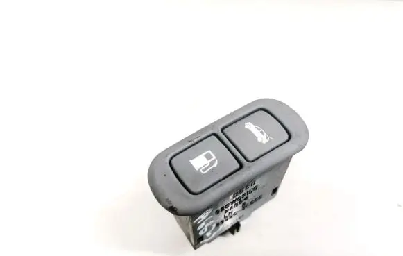 KIA Sorento Fuel tank opening switch 935503E000 93550-3E000