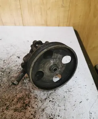 Peugeot 407 Power steering pump 9654713280 7617955533