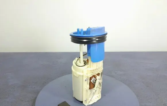 Volkswagen Cross Touran I In-tank fuel pump 1T0919051E