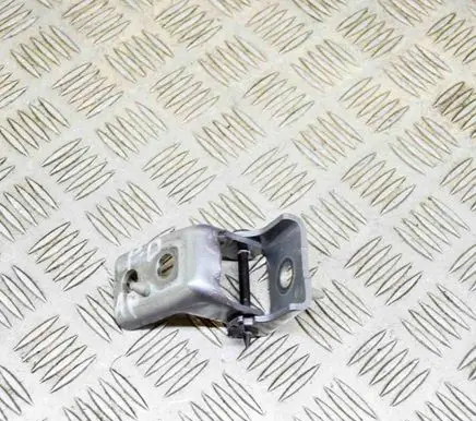 Peugeot 2008 I Front door upper hinge