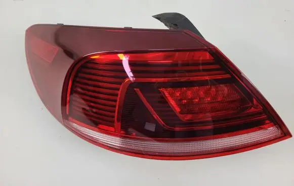 Volkswagen PASSAT CC Rear/tail lights 3C8945207AD