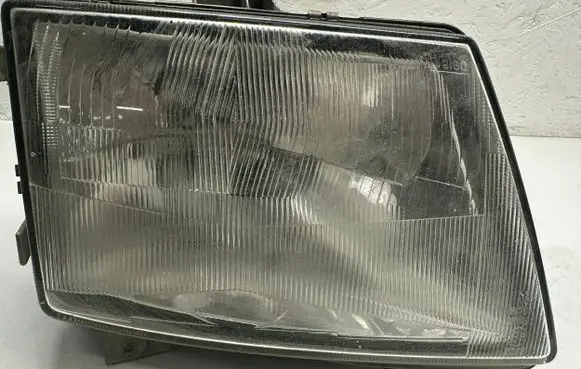 Mercedes-Benz Vito Viano W638 Headlight/headlamp 6388201961