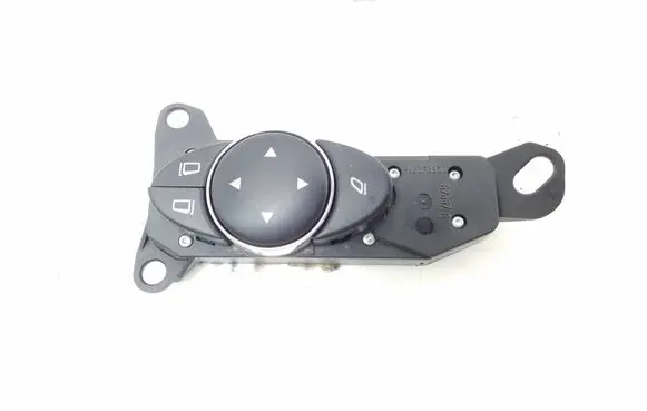 Mercedes-Benz CLS C219 Wing mirror switch A2118216079