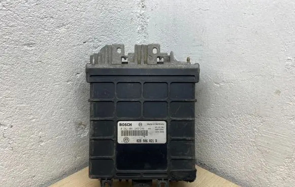 Volkswagen PASSAT B4 Engine control unit/module 028906021R 0281001245 28RTD293