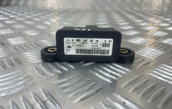 Mercedes-Benz ML W164 ESP acceleration yaw rate sensor A0055422018