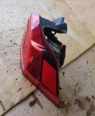 Volkswagen Tiguan Rear/tail lights 5NA945312