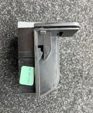 BMW X5 F15 Parcel shelf load cover mount bracket 9928100