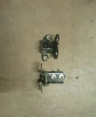 Lexus RX 330 - 350 - 400H Rear door hinge set 