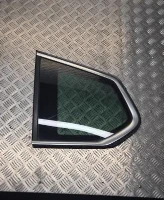 BMW X3 F25 Rear side window 