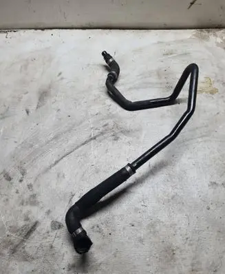 Mercedes-Benz E W212 Engine coolant pipe/hose A2125010024