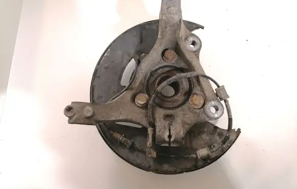 Opel Insignia A Front wheel hub spindle knuckle