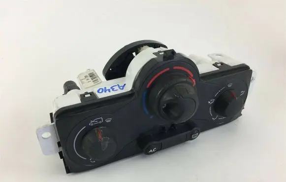 Renault Kangoo II Climate control unit 7701209825 A340