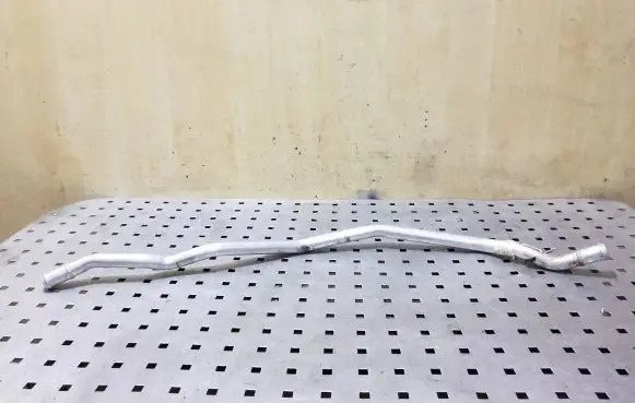 Audi Q7 4L Engine coolant pipe/hose