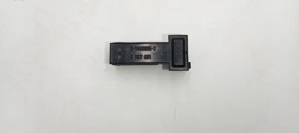 BMW 3 E46 Brake pedal sensor switch 61316967601 6967601
