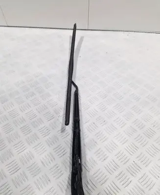 Chevrolet Corvette C8 Windshield/front glass wiper blade 84559274