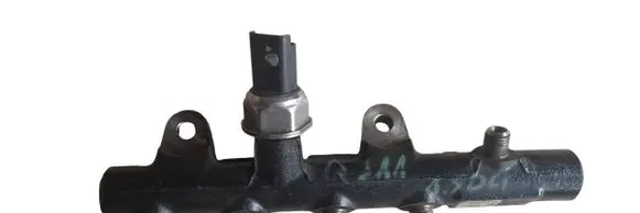 Nissan Qashqai Fuel main line pipe 175210651R H8201225030 1526