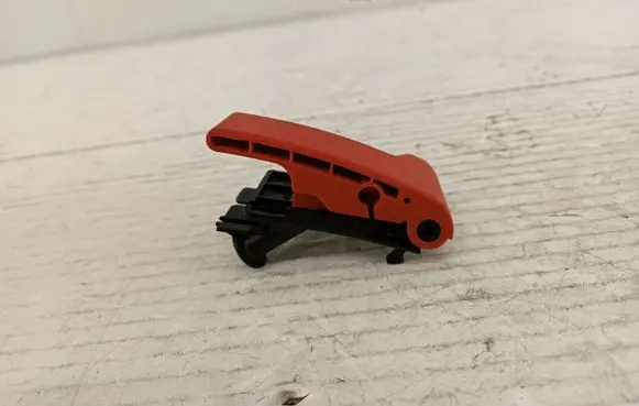 Engine bonnet (hood) release handle