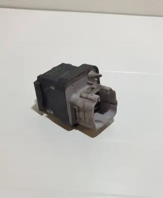 Toyota Corolla Verso AR10 Glow plug pre-heat relay 2861067010