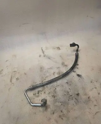 Mitsubishi Pajero Air conditioning (A/C) pipe/hose 