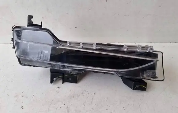 Tesla Model 3 LED Daytime headlight 1077396-00-D