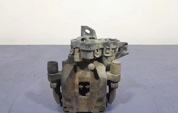 Volvo XC90 Rear brake caliper 31471211