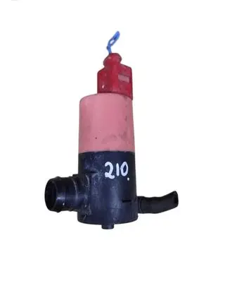 Toyota Yaris Windscreen/windshield washer pump 