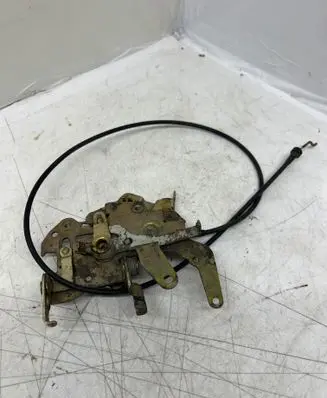 Volkswagen II LT Sliding door lock 901730 1335