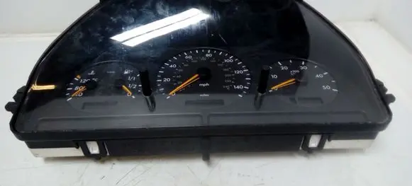 Mercedes-Benz ML W163 Speedometer (instrument cluster) A1635404111
