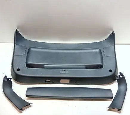 KIA Sportage Tailgate trim 81761F1000 81751F1000