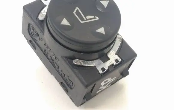 BMW 5 E60 E61 Seat control switch 8352291 03060020