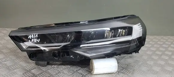 Renault Captur II Headlight/headlamp 260604753R