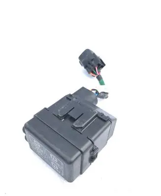 Mitsubishi Outlander Relay mounting block 8565A162