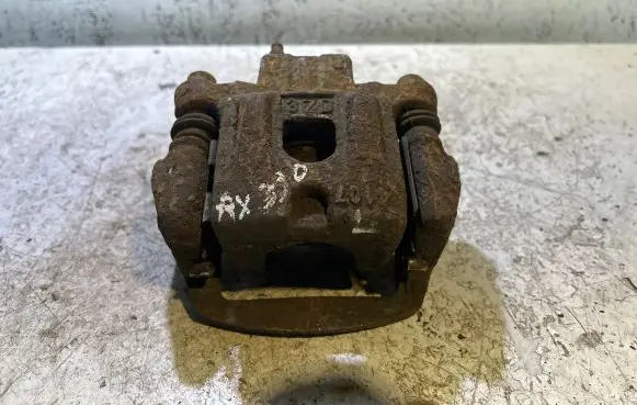 Lexus RX 330 - 350 - 400H Rear brake caliper