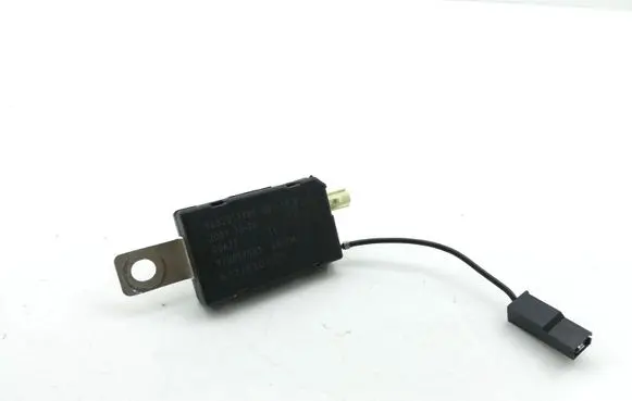 Citroen C4 Grand Picasso Aerial antenna amplifier 9657017980