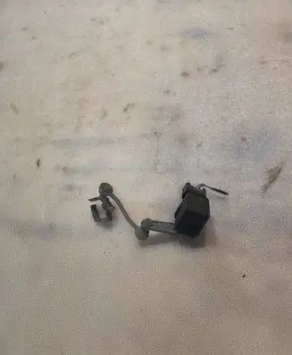 BMW 7 E38 Headlight/headlamp level sensor 1093697 369704