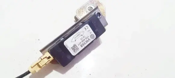 Antenna control unit