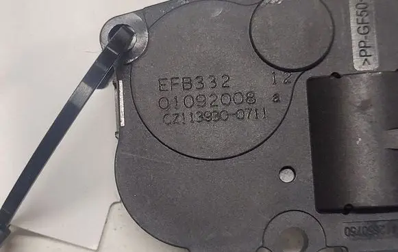 BMW 1 E81 E87 Air flap motor/actuator EFB332 01092008 CZ1139300711