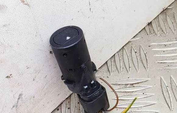 Land Rover Range Rover L322 Parking PDC sensor YDB100070