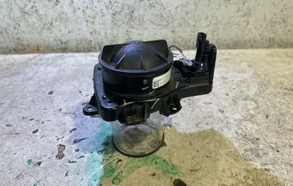 Dodge Challenger Headlight part 00213304