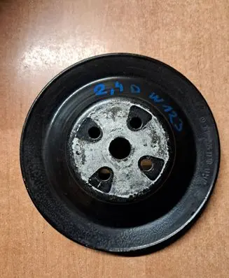 Mercedes-Benz W123 Water pump pulley 6152051110