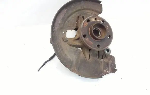 Volvo V70 Front wheel hub spindle knuckle